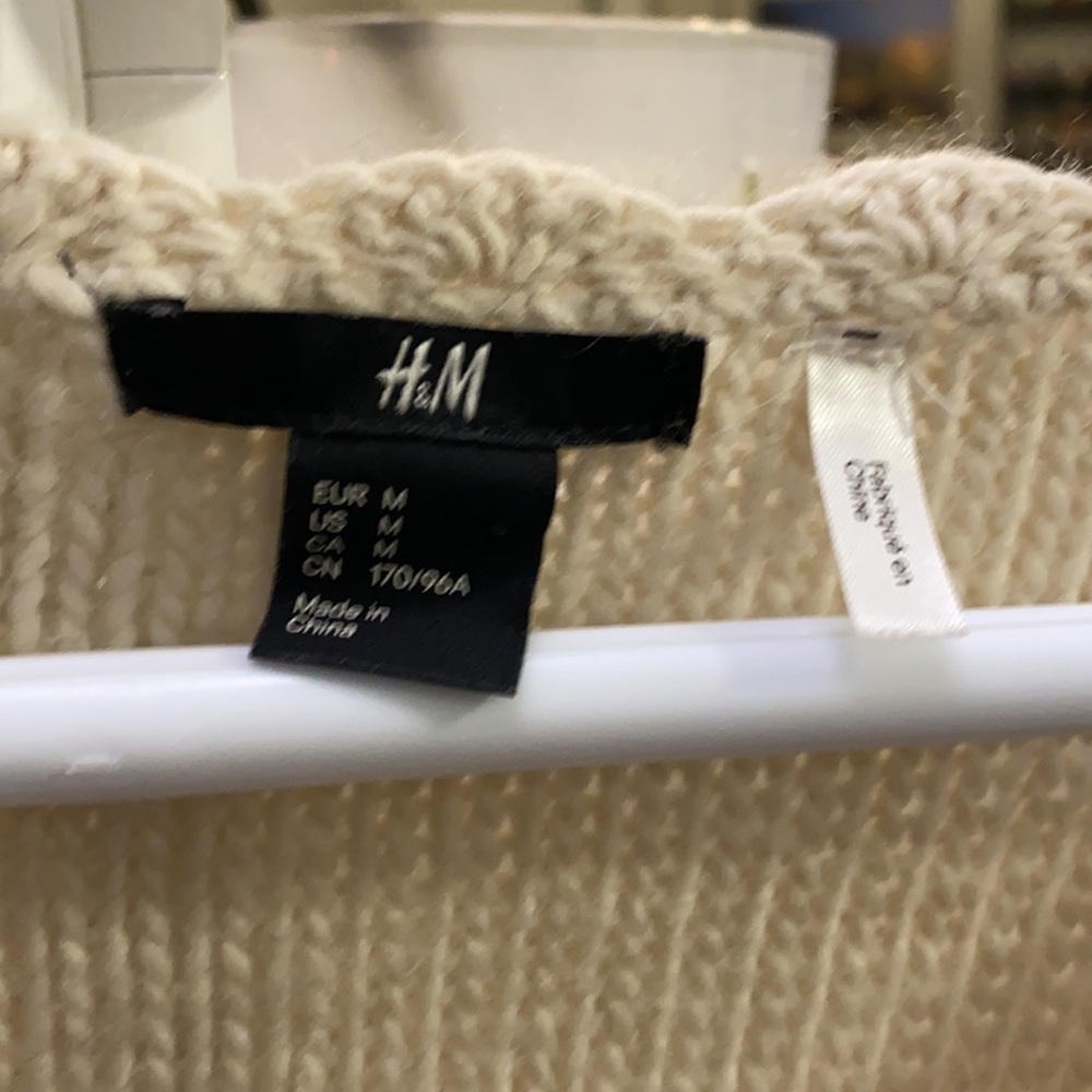 Women Wool Sweater - Picture 2 of 2